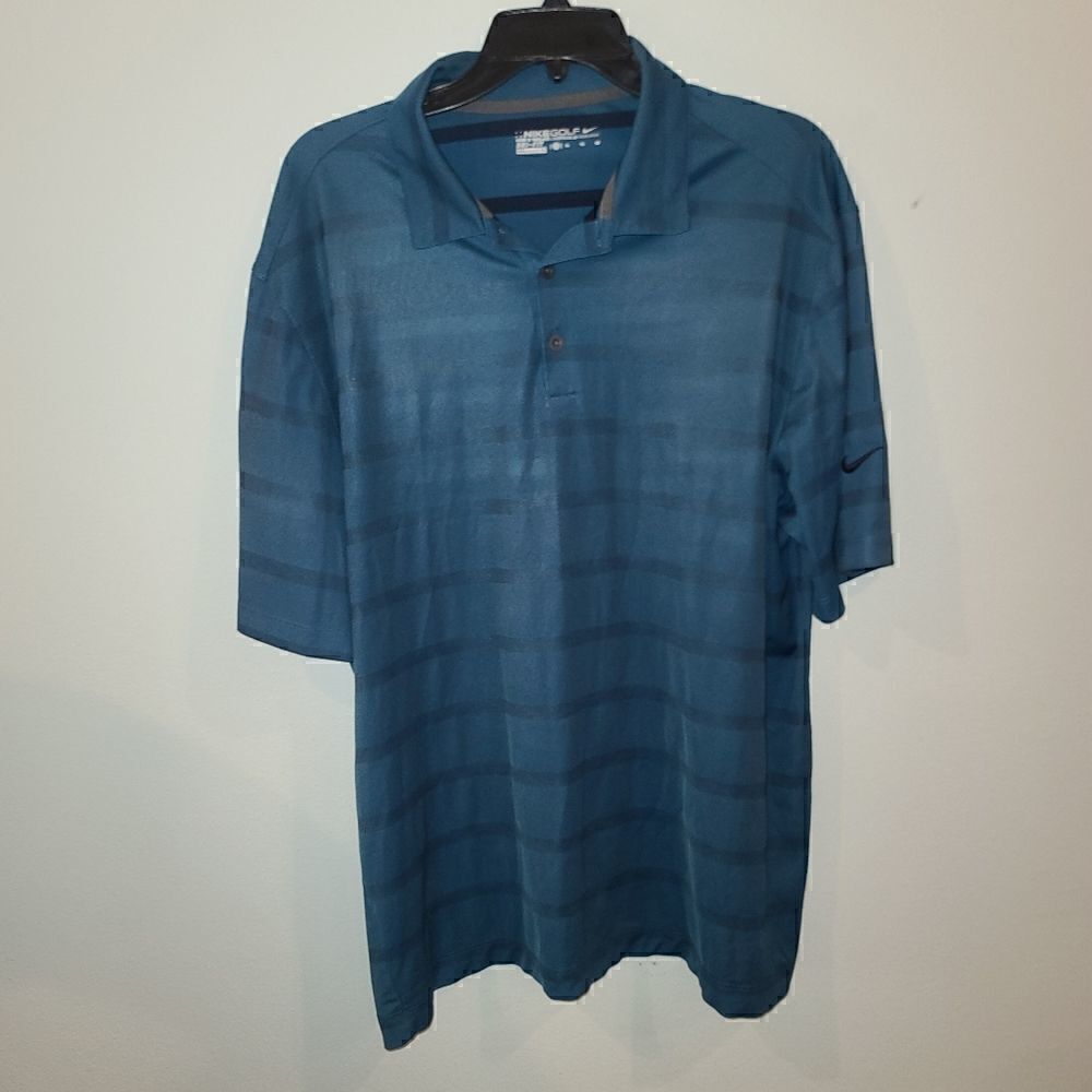NIKE Dri-Fit Short Sleeve Polo shirt. XL - SS128 - Logo on sleeve